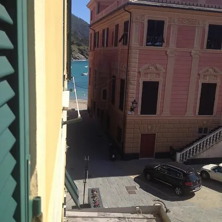 Portobello Bed & Breakfast 4*